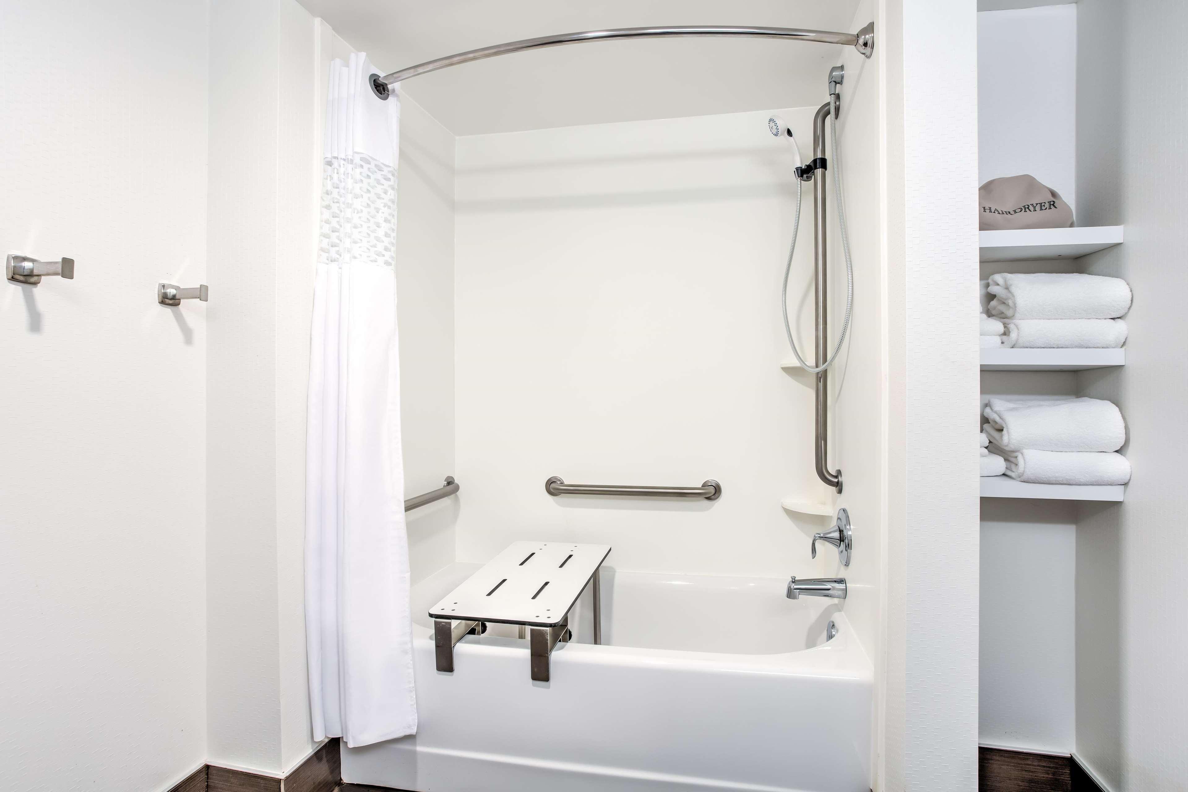 Hampton Inn Macon - I-475 Экстерьер фото